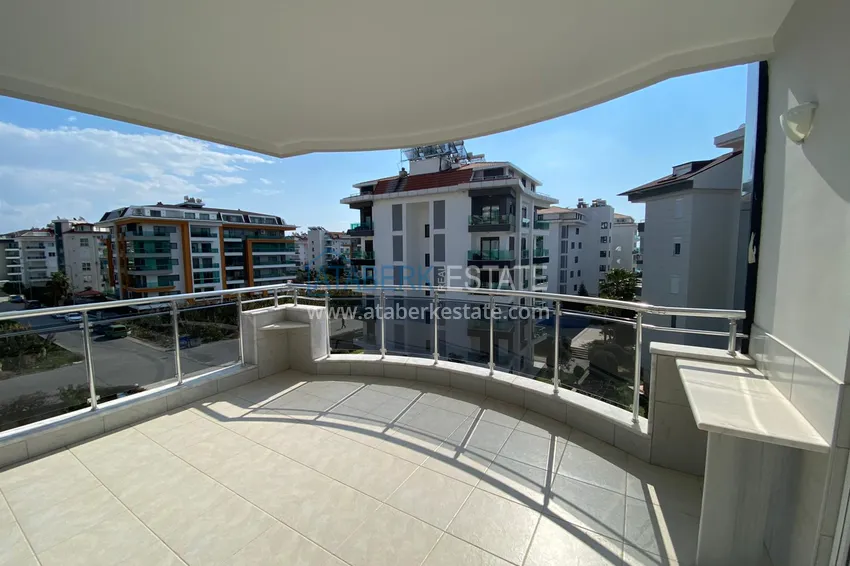 Приобрести Квартира 3+1 меблированная с видом на море и горы в комплексе на первой береговой, Кестель – Алания 35