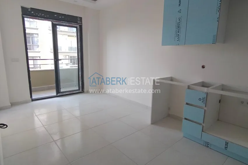 Приобрести Квартира с чистовой отделкой от собственника в новостройке – Алания, район Махмутлар 3 