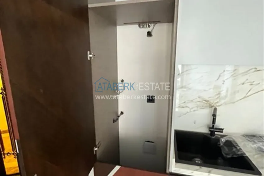 Приобрести Квартира 1+1 в новом комплексе сегмента премиум на первой береговой линии в районе Оба 3 