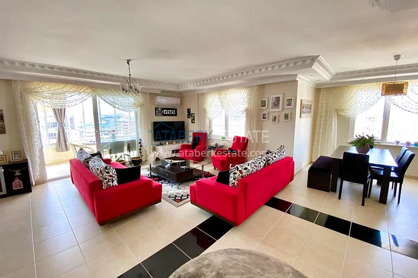 Приобрести Пентхаус-дуплекс 3+1 в Махмутларе с мебелью, застекленным балконом и видом на море 4 