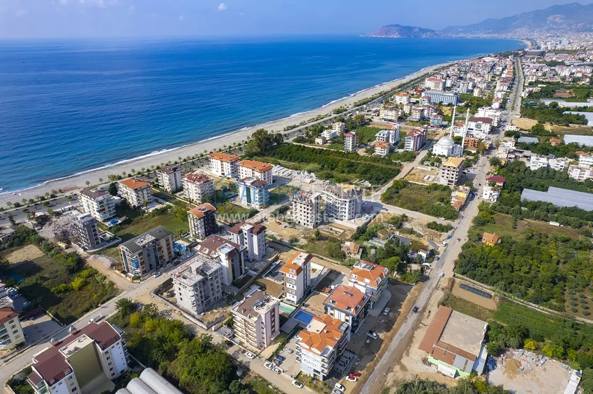 Квартира 3+1 в районе Кестель после ремонта с отдельной кухней в 150 м от моря  4 