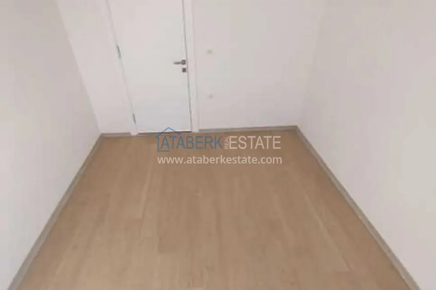 Приобрести Квартиры 4+1 с чистовой отделкой в новостройке в Эрдемли-Мерсин. 9 