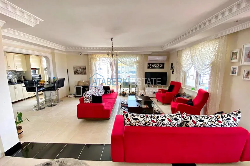 Приобрести Пентхаус-дуплекс 3+1 в Махмутларе с мебелью, застекленным балконом и видом на море 5 