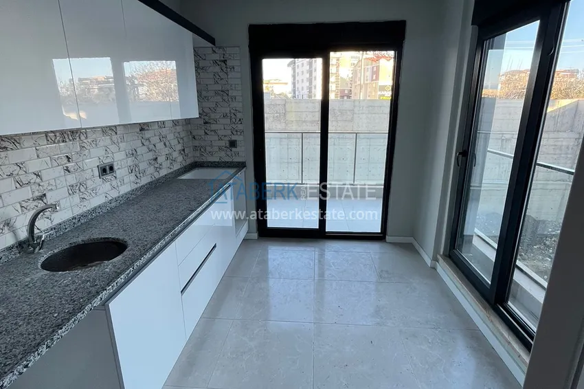 Приобрести Трехкомнатная квартира от собственника в новом комплексе - район Авсаллар, Алания 4 