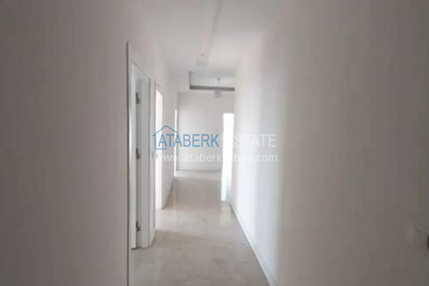 Приобрести Квартиры 4+1 с чистовой отделкой в новостройке в Эрдемли-Мерсин. 4 