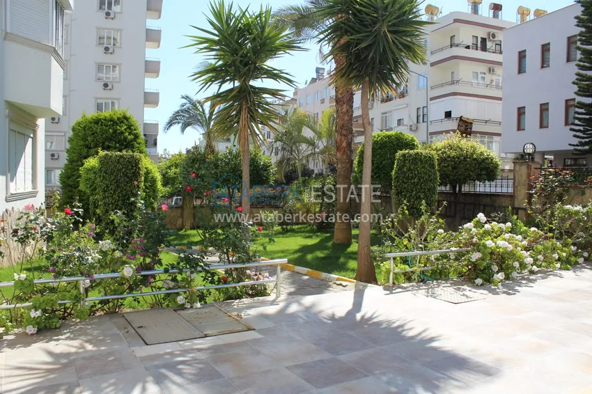 Трехкомнатная меблированная квартира в центре Алании 7