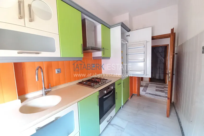 Приобрести Квартира в центре Алании с отдельной кухней и видом на горы в 150 м от пляжа Клеопатра 7 