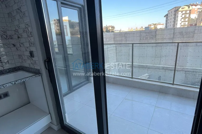 Приобрести Трехкомнатная квартира от собственника в новом комплексе - район Авсаллар, Алания 6 