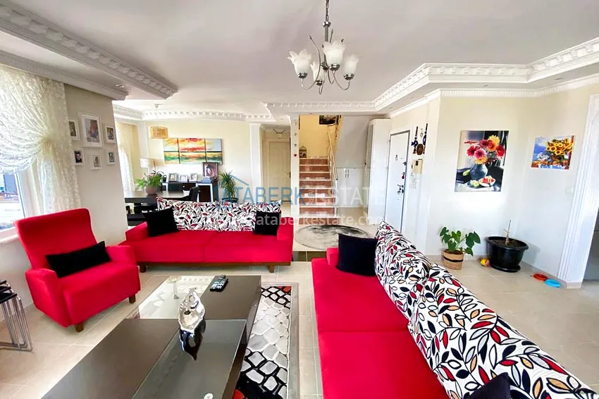 Приобрести Пентхаус-дуплекс 3+1 в Махмутларе с мебелью, застекленным балконом и видом на море 7 