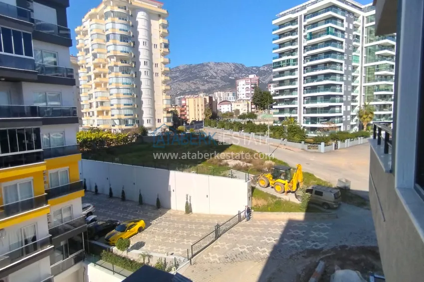 Приобрести Квартира с чистовой отделкой от собственника в новостройке – Алания, район Махмутлар 9 