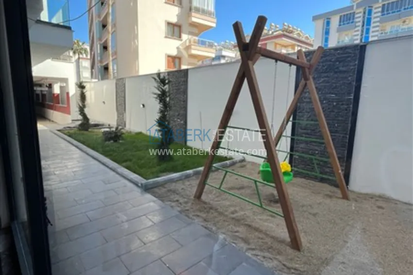 Квартира 1+1 в новом комплексе сегмента премиум на первой береговой линии в районе Оба 9 