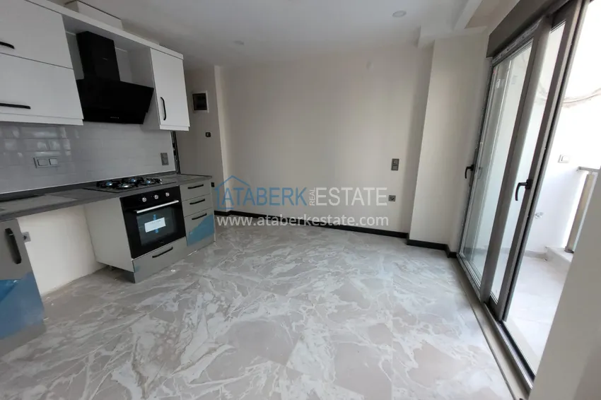 Приобрести Недорогие квартиры в Анталии – Коньяалты в строящемся комплексе 5 