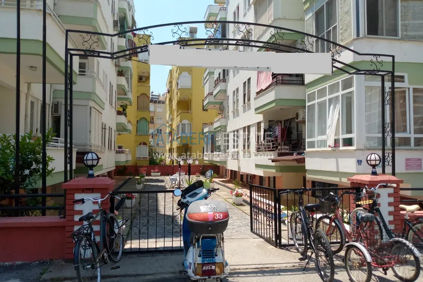 Квартира 1+1 с отдельной кухней и застеклённым балконом, Махмутлар – Алания 2 