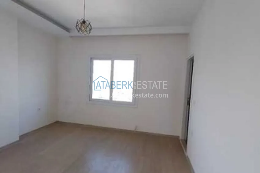 Приобрести Квартиры 4+1 с чистовой отделкой в новостройке в Эрдемли-Мерсин. 15 