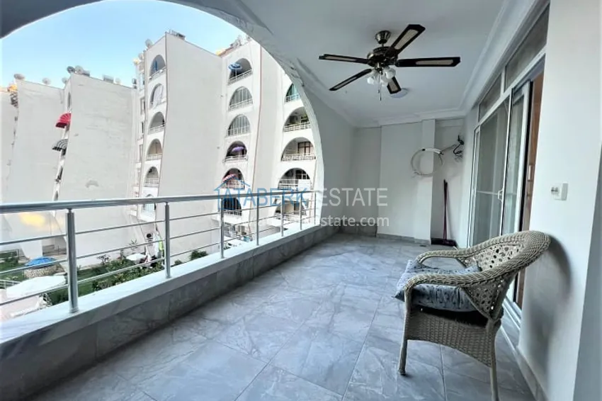 Приобрести Просторная четырехкомнатная квартира на первой береговой линии район Мезитли-Мерсин 13 