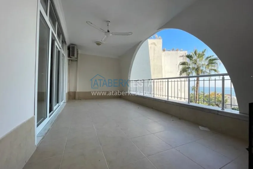 Приобрести Квартира 3+1 с собственным пляжем в комплексе с инфраструктурой в районе Мезитли-Мерсин 15 