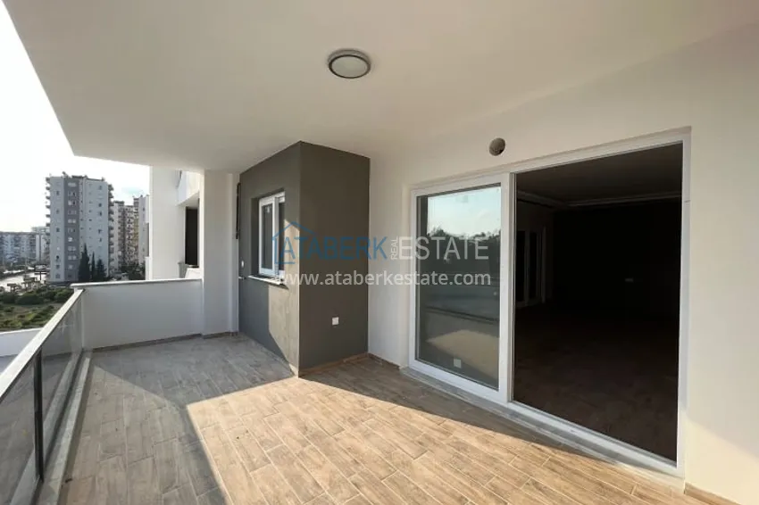 Приобрести Апартаменты 2+1 в новом жилом комплексе в районе Мезитли-Мерсин 22 