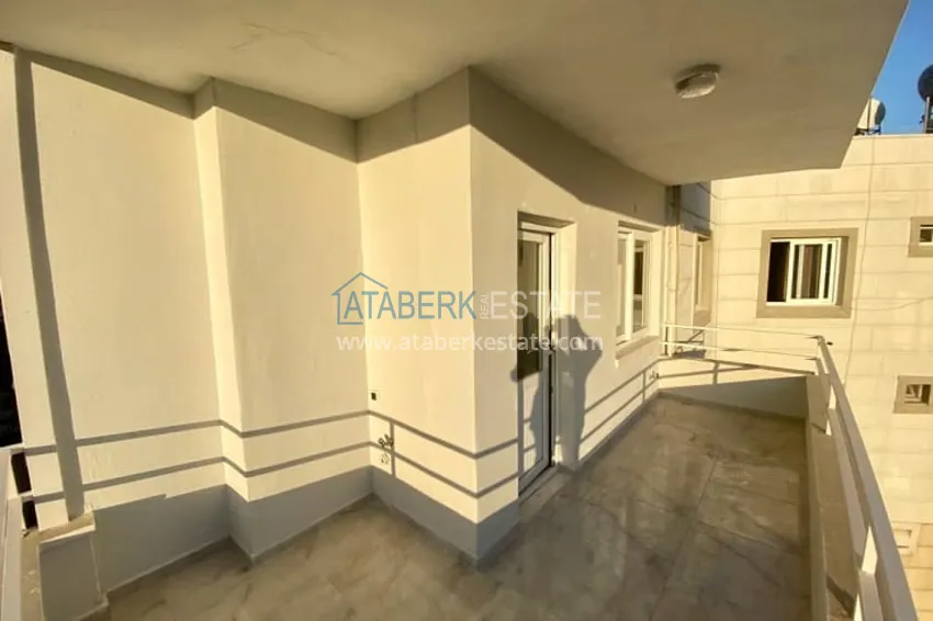 Приобрести Просторная четырехкомнатная квартира в районе Мезитли-Мерсин 16 