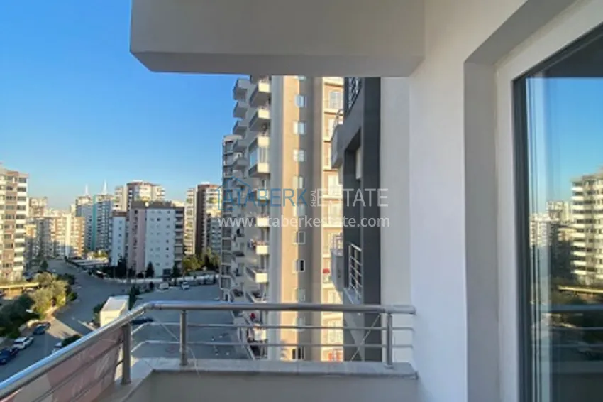 Приобрести Городская квартира в спальном районе Чифтликкей, города Мерсин 11 