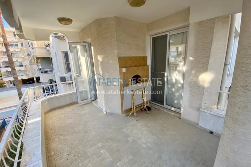 Приобрести Квартира 3+1 с видом на море, на первой береговой линии район Мезитли-Мерсин 18 