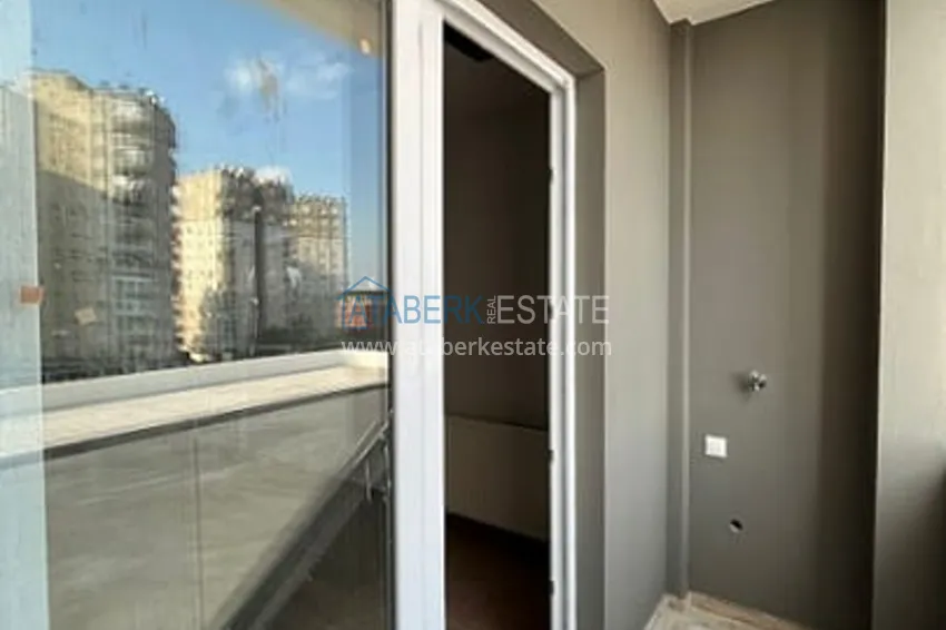 Приобрести Апартаменты 2+1 в новом жилом комплексе в районе Мезитли-Мерсин 24 