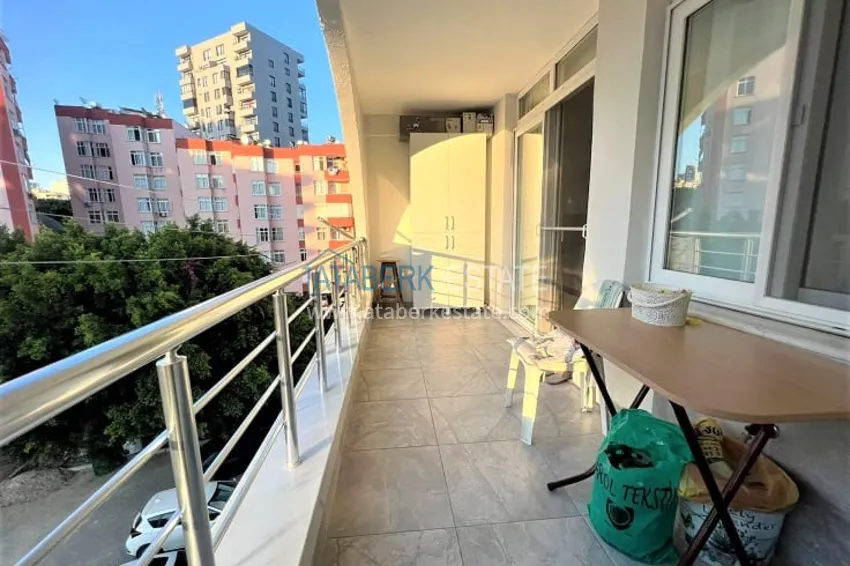 Приобрести Просторная четырехкомнатная квартира на первой береговой линии район Мезитли-Мерсин 15 