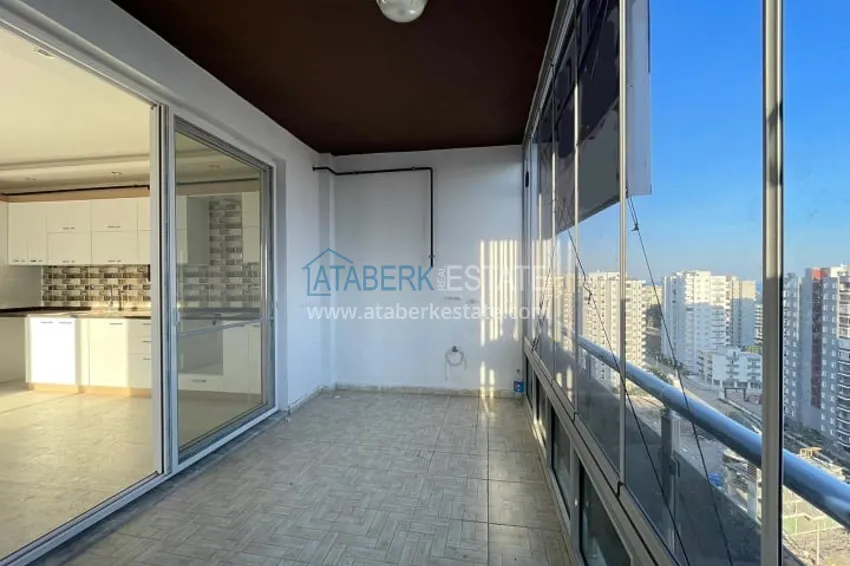 Приобрести Апартаменты 3+1 с видом на море и горе в районе Тедже-Мерсин 17 