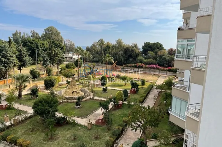 Квартира 2+1 в 100 метрах от средиземного моря район Мезитли-Мерсин 2 