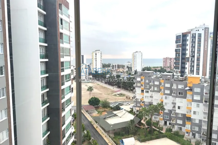 Квартира 3+1 с видом на море, в современном комплексе с инфраструктурой в районе Тедже-Мерсин 5 