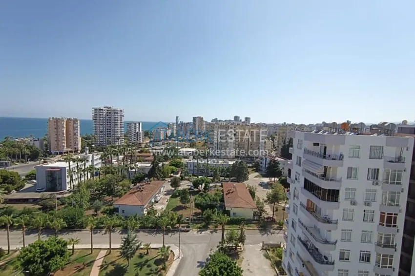 Квартира 4+1 с видом на море и горы в районе Енишехир-Мерсин 4 