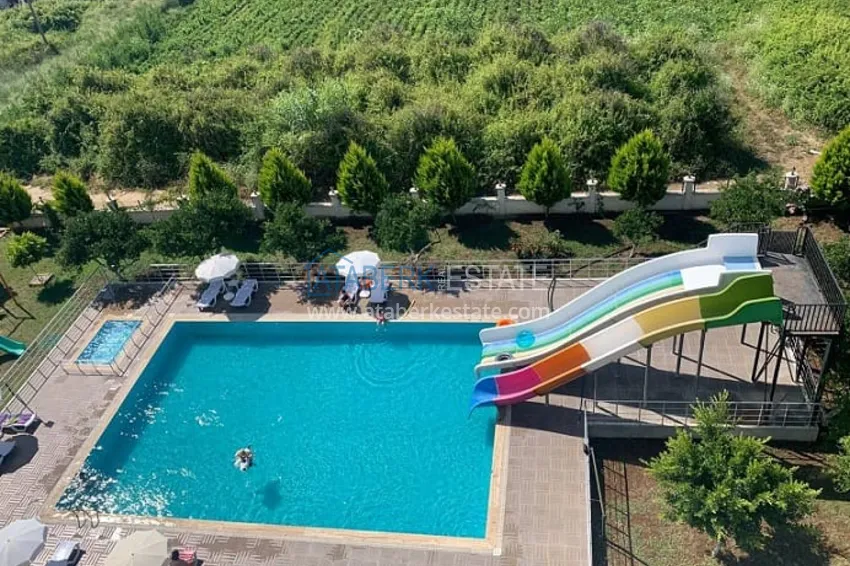 Меблированная квартира 2+1 с открытым видом на горы, район Эрдемли в Мерсине 3 