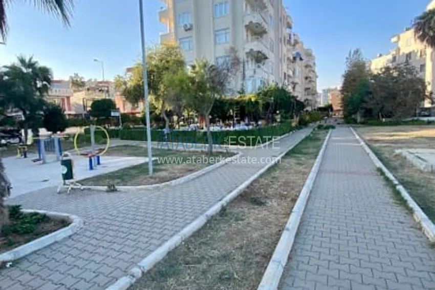 Квартира 3+1 с видом на море, на первой береговой линии район Мезитли-Мерсин 2 