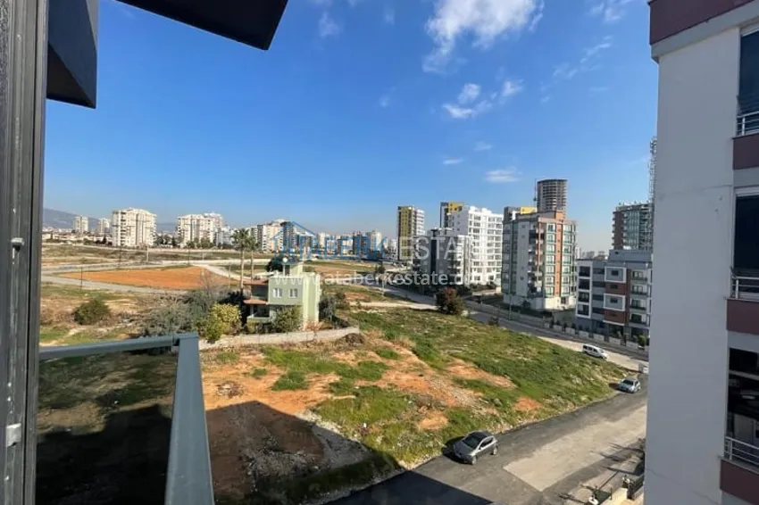 Апартаменты 2+1 в небольшом городском комплексе в районе Енишехир-Мерсин 3 