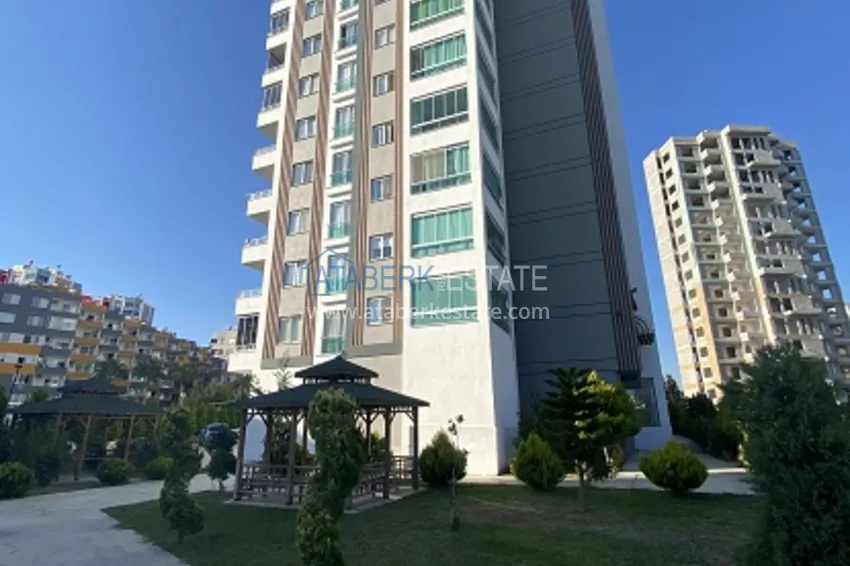 Квартира 3+1 с видом на море, в современном комплексе с инфраструктурой в районе Тедже-Мерсин 1 