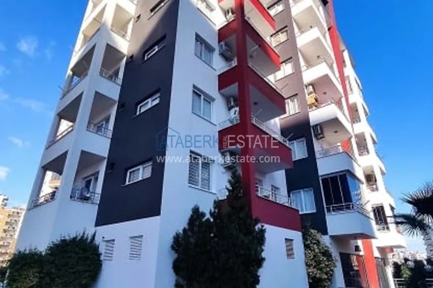 Городская трехкомнатная квартира в районе Енишехир-Мерсин 1 