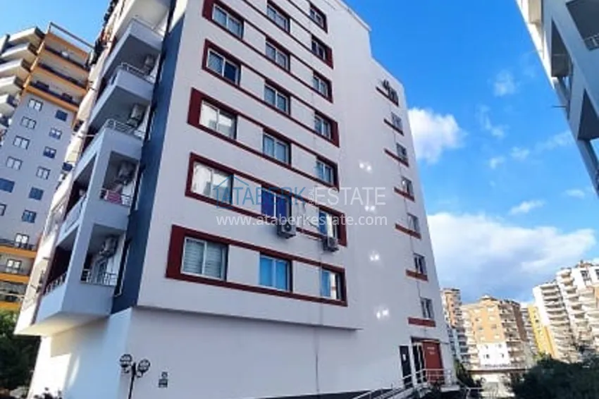 Городская трехкомнатная квартира в районе Енишехир-Мерсин 3 