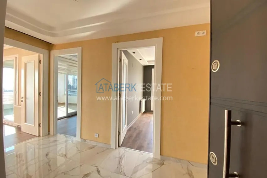 Приобрести Квартира 3+1 с застекленными балконами, частично вид на море, в центральном районе Мерсина-Мезитли 15 