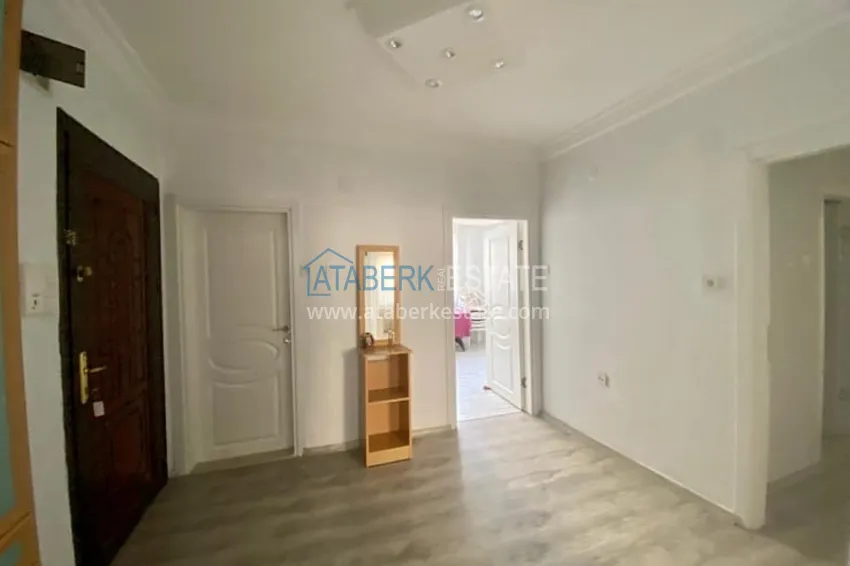 Приобрести Квартира 3+1 с видом на море, на первой береговой линии район Мезитли-Мерсин 10 