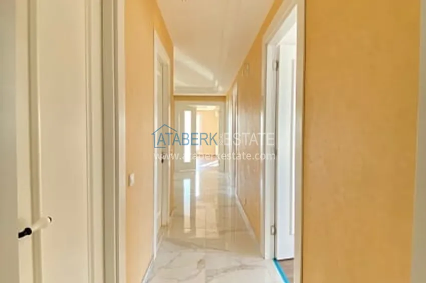 Приобрести Квартира 3+1 с застекленными балконами, частично вид на море, в центральном районе Мерсина-Мезитли 16 