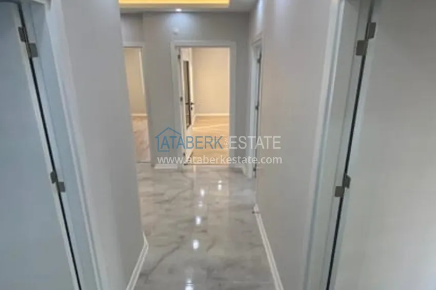 Приобрести Просторная четырехкомнатная квартира в районе Мезитли-Мерсин 12 