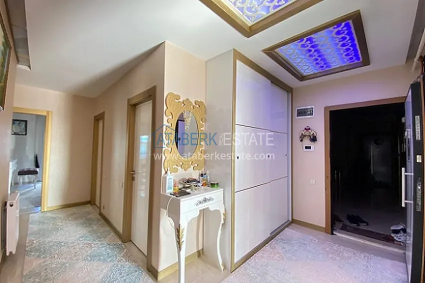 Приобрести Городская квартира 3+1, с застекленными балконами в районе Енишехир-Мерсин 12 