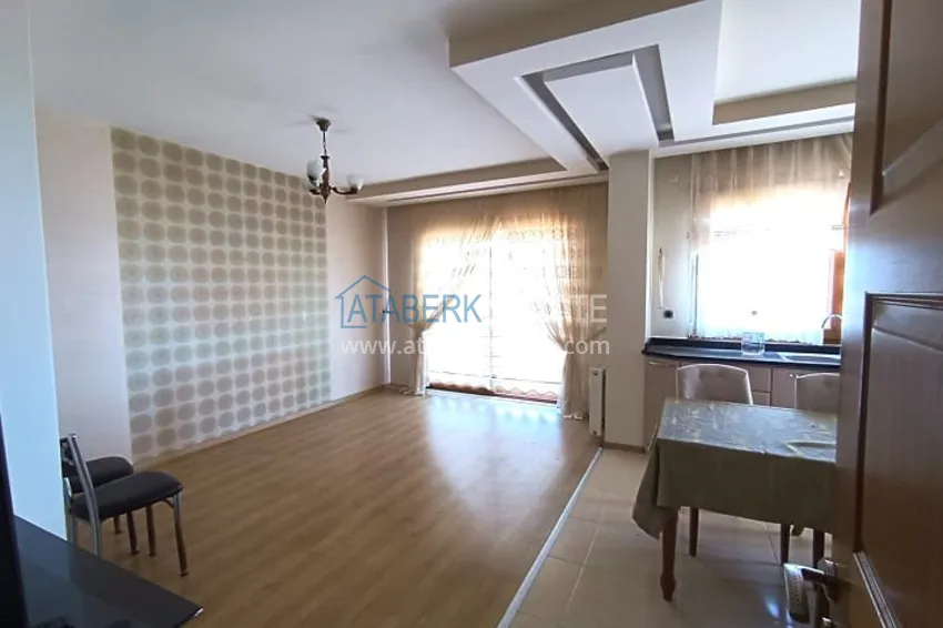 Приобрести Квартира 4+1 с видом на море и горы в районе Енишехир-Мерсин 1 