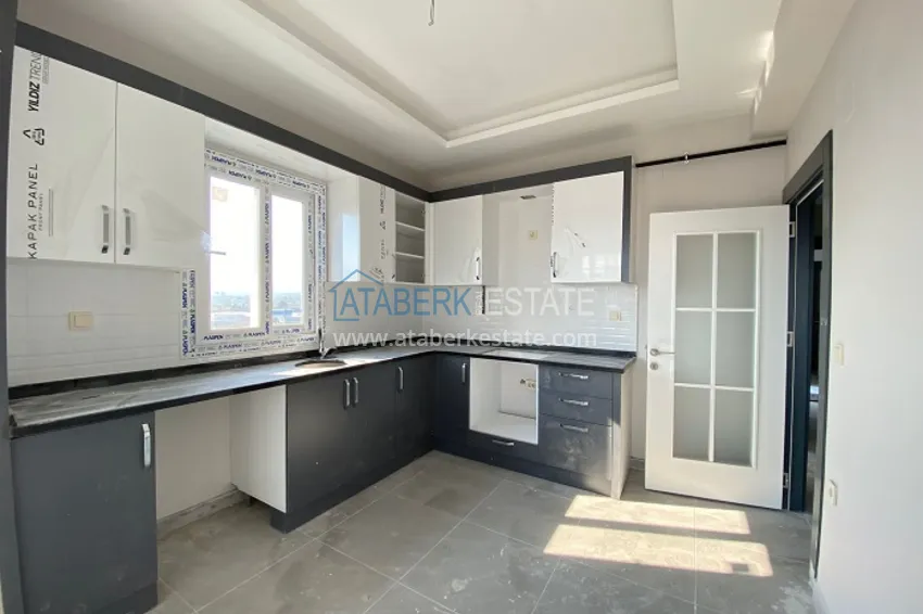 Приобрести Апартаменты 2+1 в новом жилом комплексе, в районе Тедже-Мерсин 10 