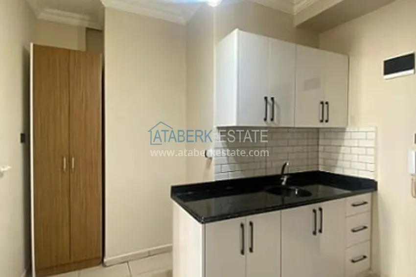 Приобрести Городская квартира в спальном районе Чифтликкей, города Мерсин 8 