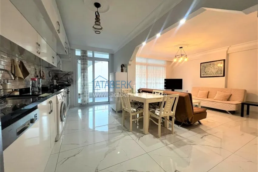 Приобрести Просторная четырехкомнатная квартира на первой береговой линии район Мезитли-Мерсин 2 