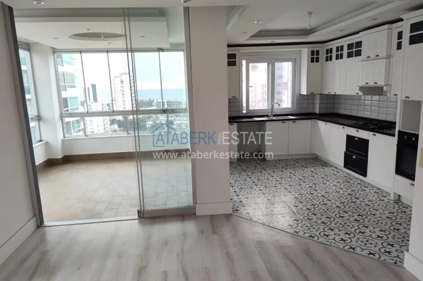 Приобрести Квартира 3+1 с видом на море, в современном комплексе с инфраструктурой в районе Тедже-Мерсин 1 