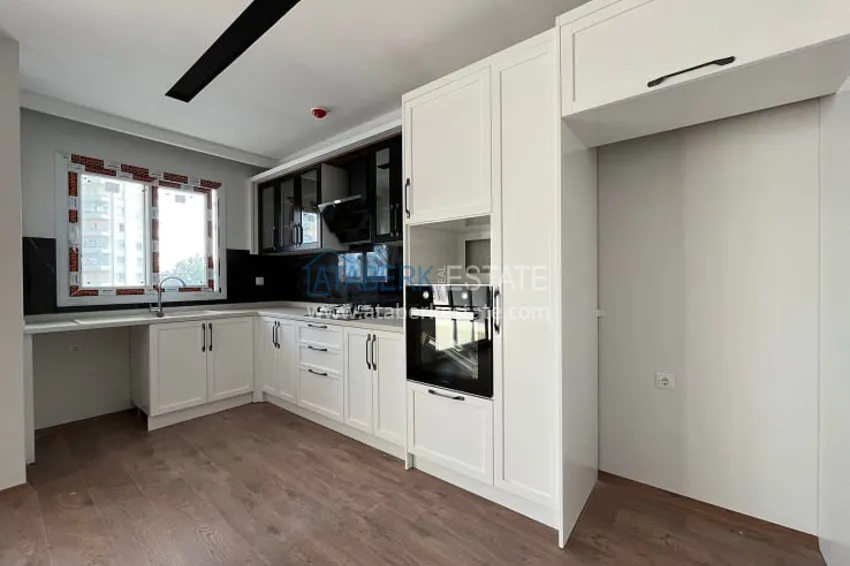 Приобрести Апартаменты 2+1 в новом жилом комплексе в районе Мезитли-Мерсин 14 