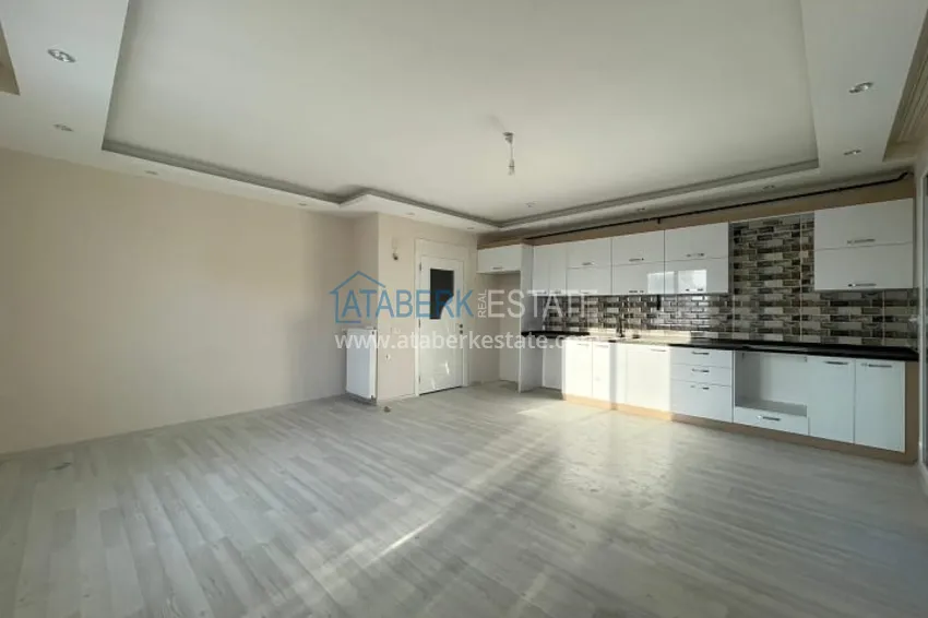 Приобрести Апартаменты 3+1 с видом на море и горе в районе Тедже-Мерсин 3 