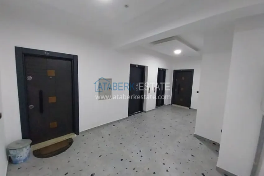 Квартира 2+1 в спокойном и чистом районе Мерсина- Чешмели 3 