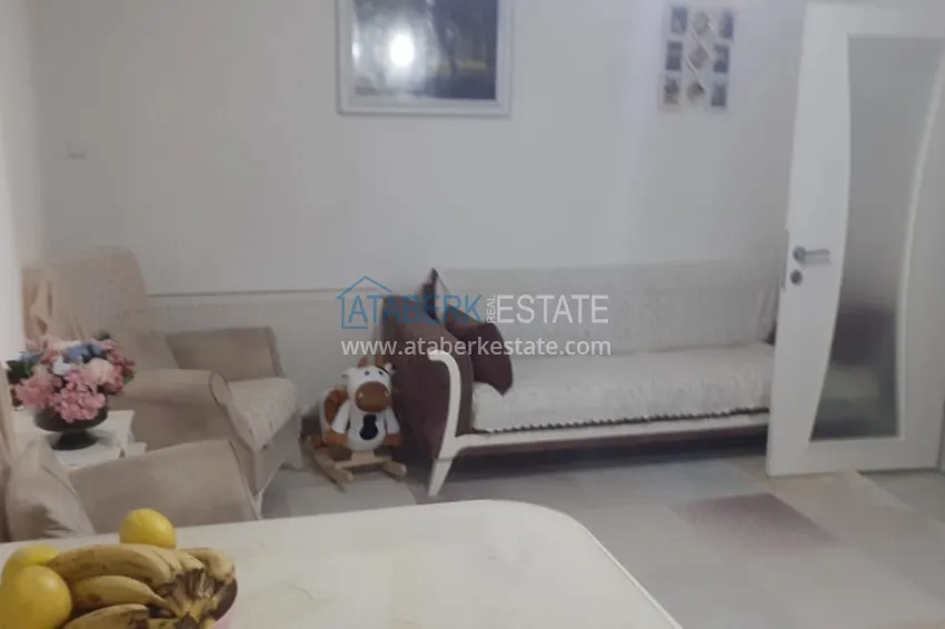 Приобрести Трехкомнатная городская квартира в районе Енишехир-Мерсин 1 